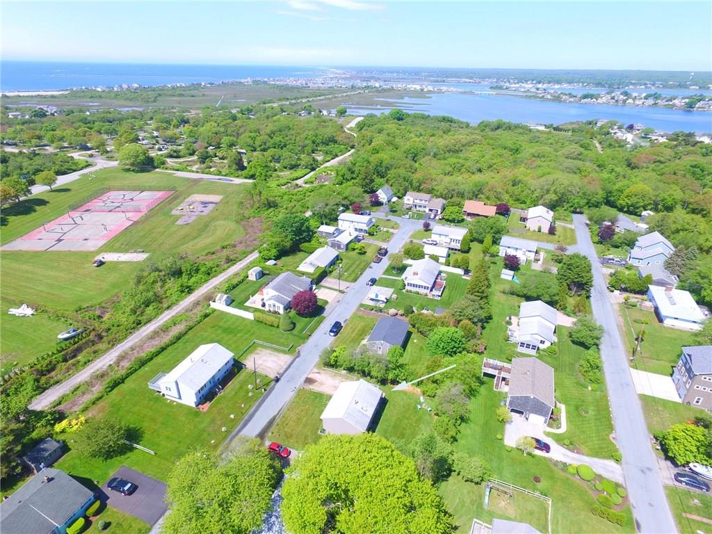Singles in narragansett ri Which Vacation Spot Better for Single Men 40s/50s? - Rhode Island Forum - TripAdvisor